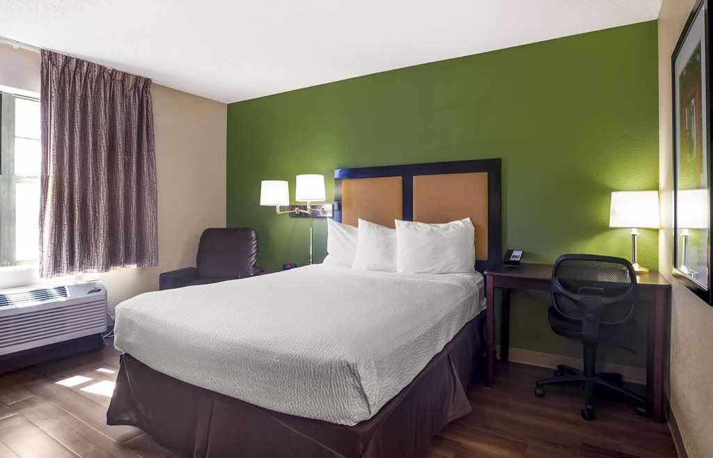 Extended Stay America Suites - San Diego - Mission Valley - Stadium Room photo