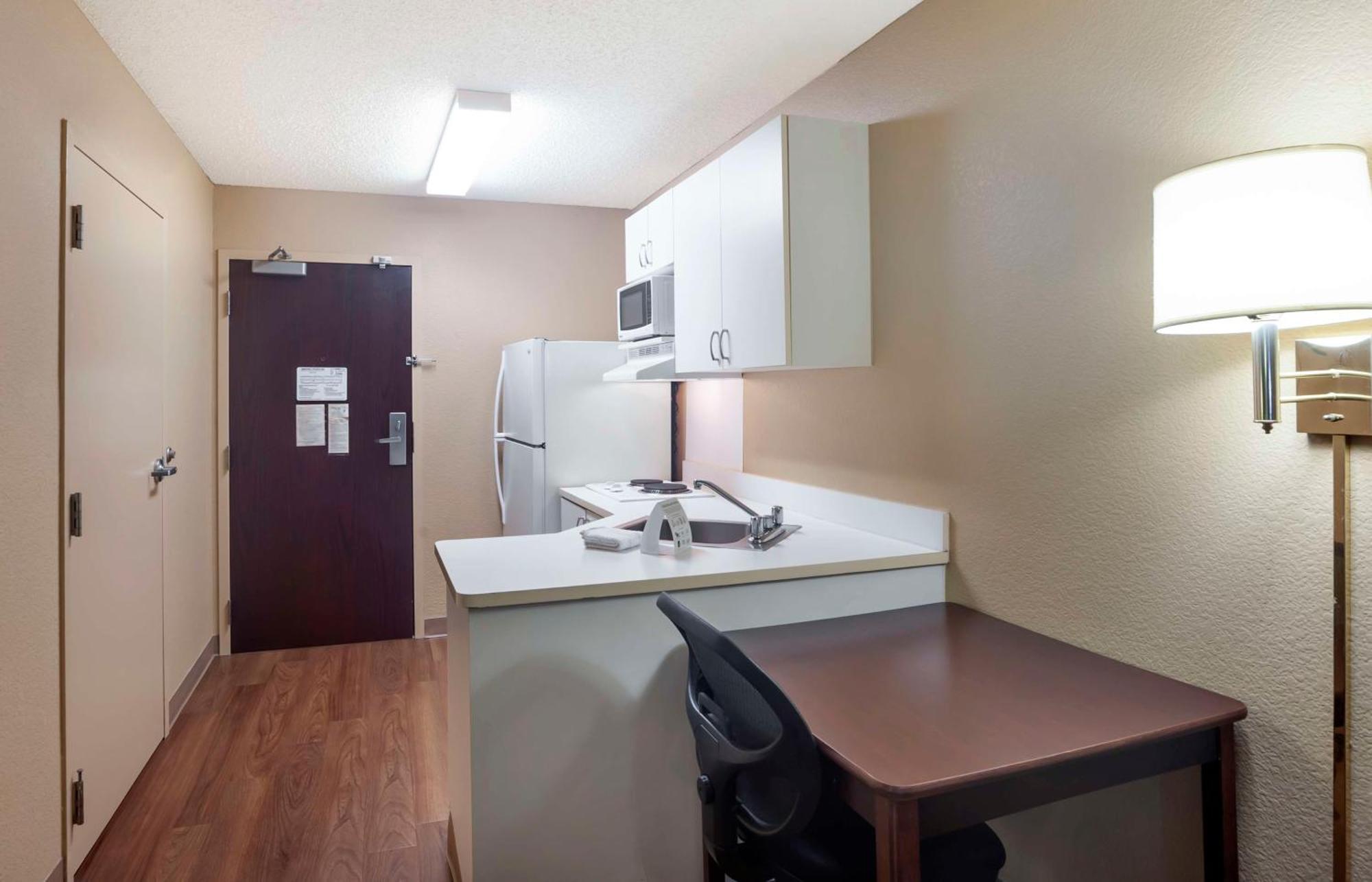 Extended Stay America Suites - San Diego - Mission Valley - Stadium Exterior photo